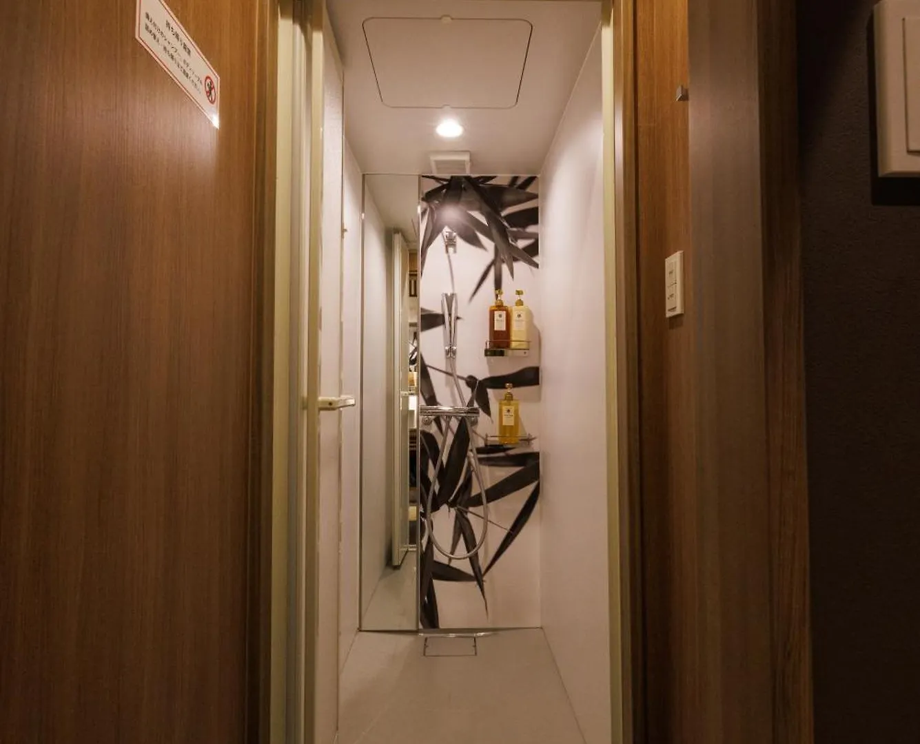 Hotel Cargo Shinsaibashi Osaka 3*,  Japón