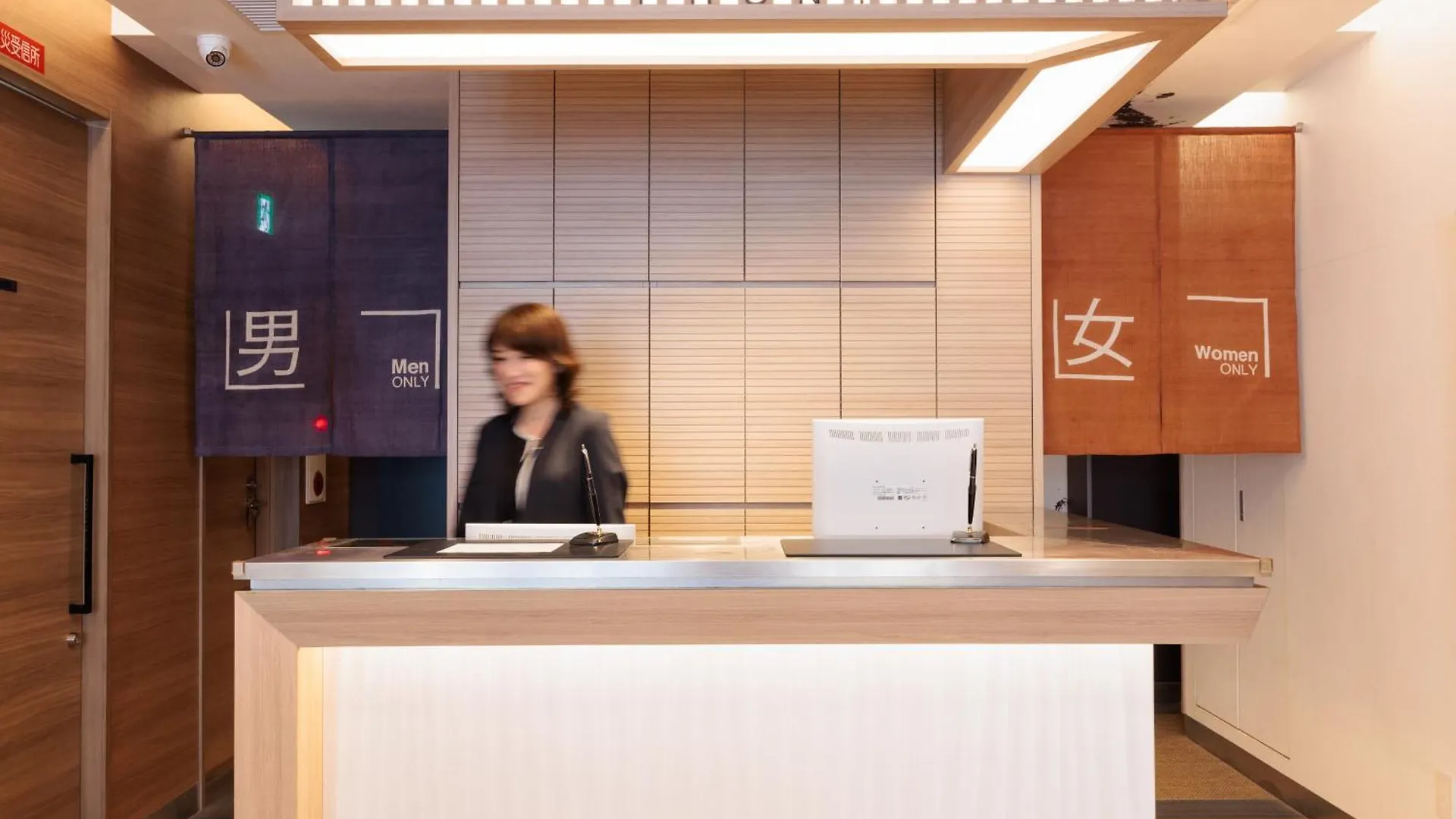 Hotel Cargo Shinsaibashi Osaka Capsule hotel